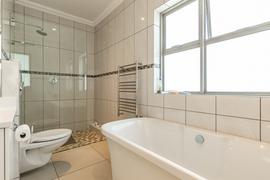 3 Bedroom Property for Sale in Claremont Upper Western Cape